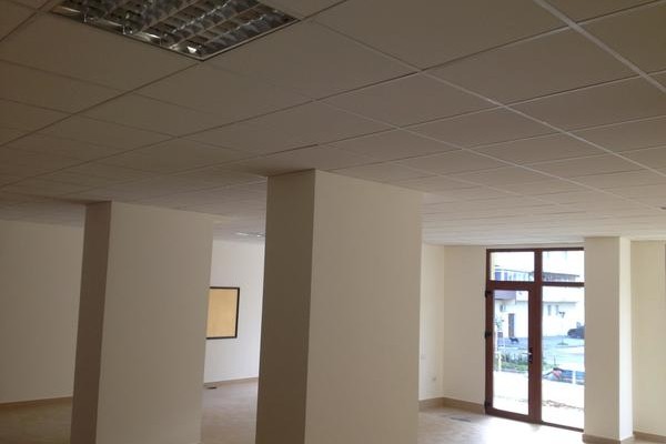  Proiect amenajare finisaje exterioare si interioare spatiu comercial