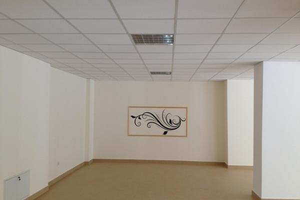 Finisaje interioare spatiu comercial