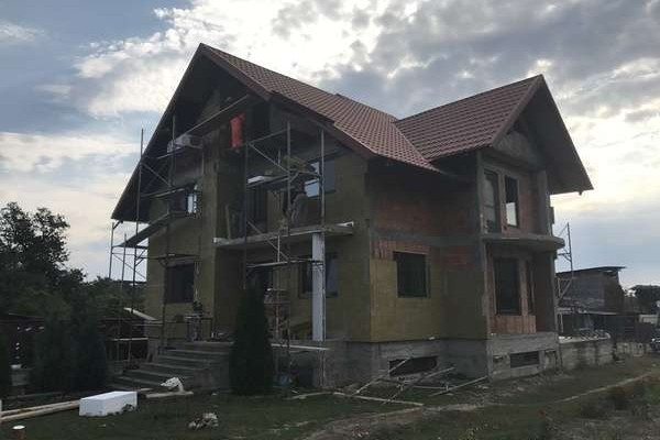 Spate casa izolatie minerala