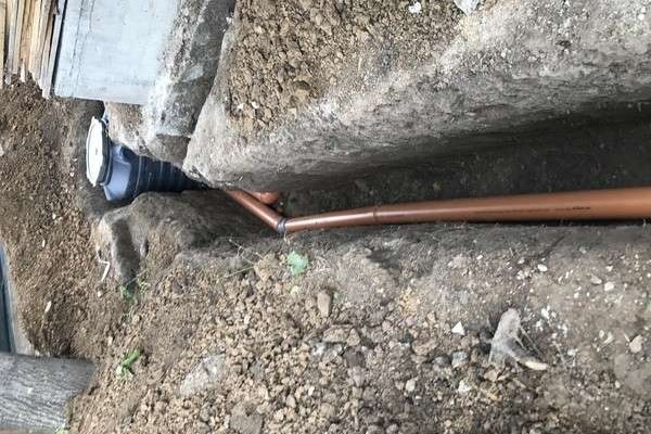 Conectare tevi si bazine